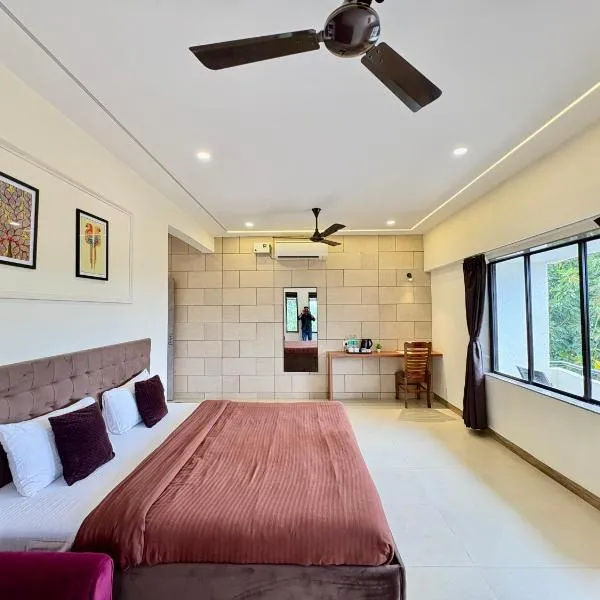 Girivihar Holiday Club - Pure Veg, hotel in Lonavala