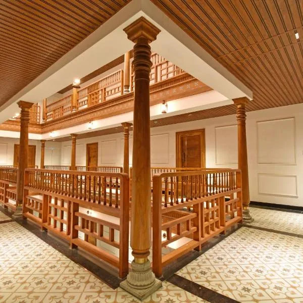 AKG Hotel, hotel em Pondicherry