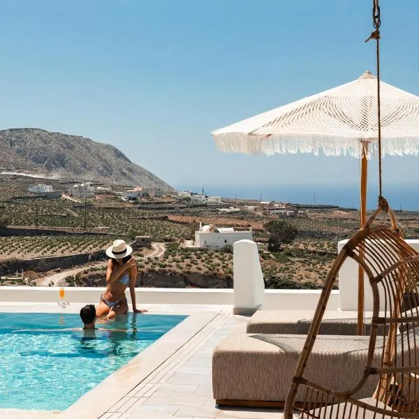 Arotron Santorini: Pírgos'ta bir otel