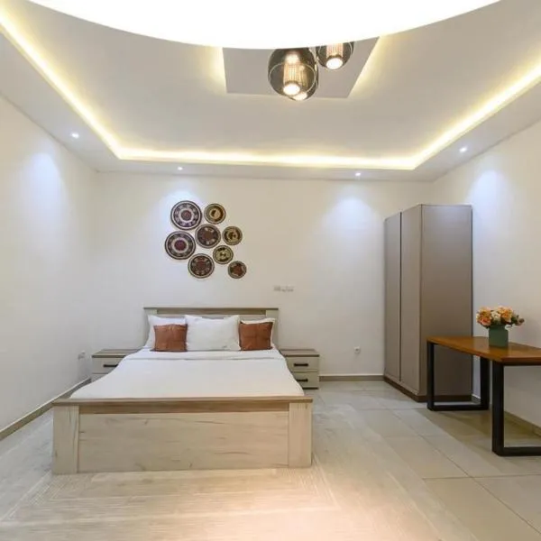 Suite Premium confort garanti - RESIDENCE BAHO - Douala Makepe BM, hotel sa Douala