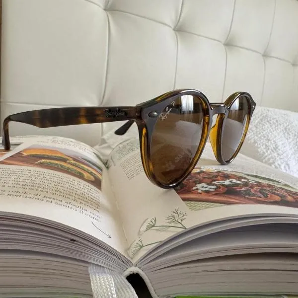 Monte Generoso Rooms、メンドリシオのホテル