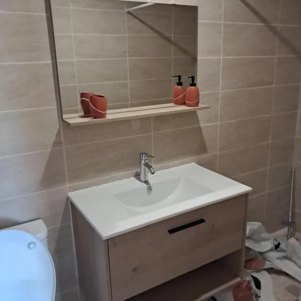 Chambre chez l'habitant, ξενοδοχείο σε Pont-d'Ouilly