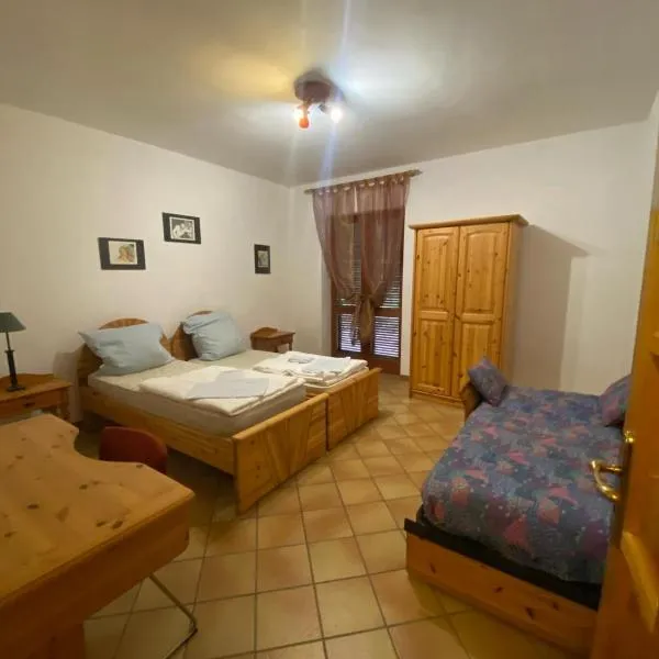 PM 25 Via Trepene, hotel in Castellonorato