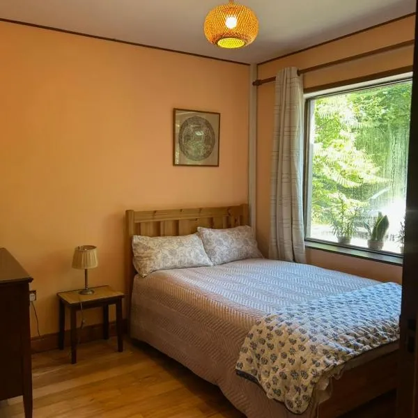 Riverside Casita, hotel in Cork