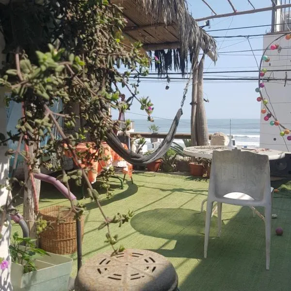 Huanchaco Surf Camp, hotel in Huanchaco