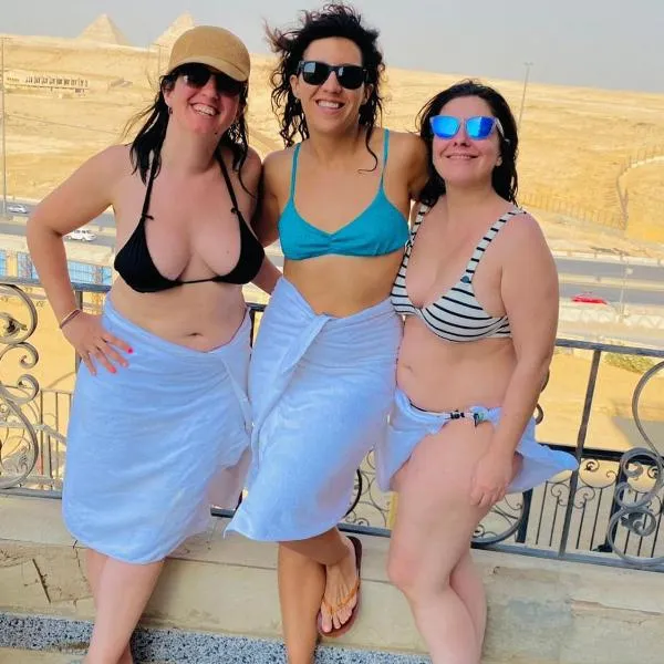 Triangle Pyramids Boutique, hotel in Giza