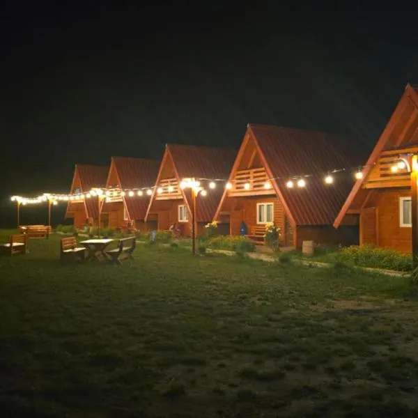 Ekoo katun Jezerca, hotel in Vusanje