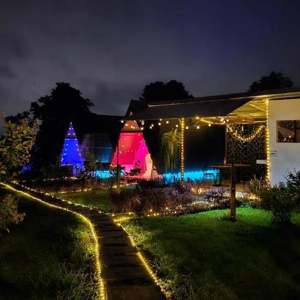 Flora Glamping de Abuela, hotel v destinaci Fortuna