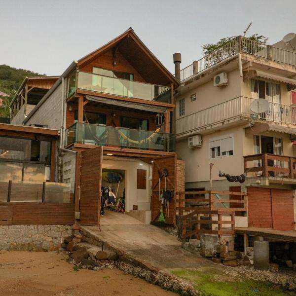 Lar doce Mar - Casa privativa em frente ao Mar - Ribeirão da Ilha