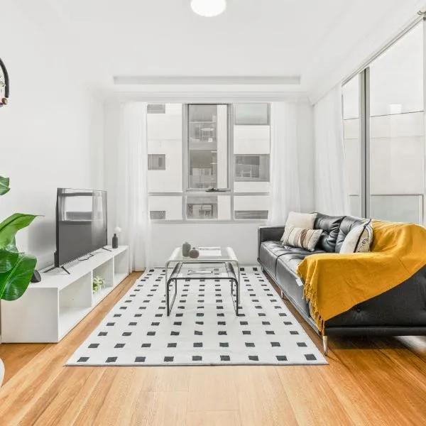 Central Apartment w Pool, Gym n Free Parking, hotelli kohteessa Braddon