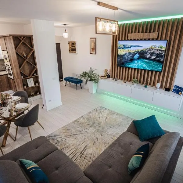 Luxury Designer Apartment - Romanescu Park, hotel in Craiova