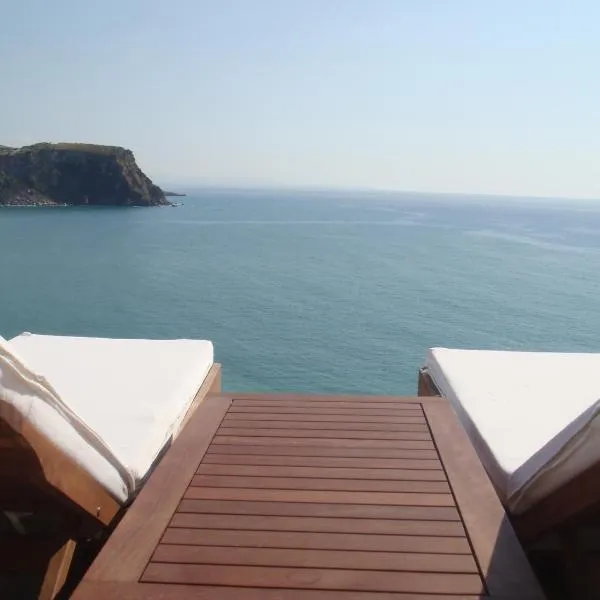 Ionian View, hotel in Himare