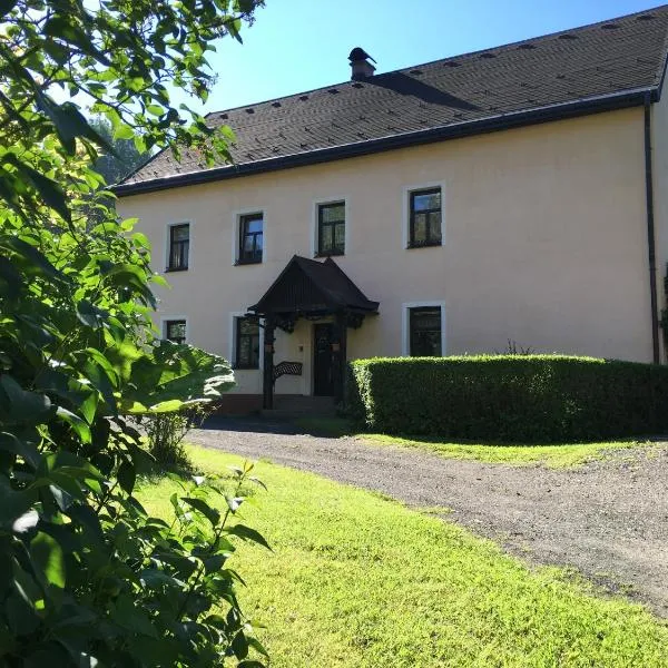 U Evy Jarošové, hotel in Desná
