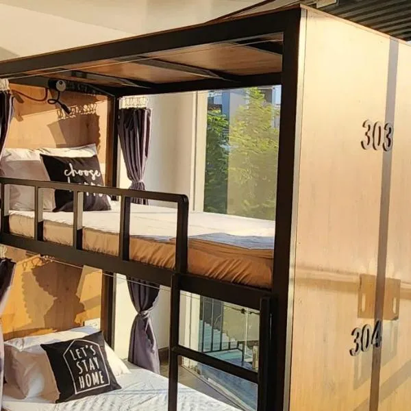 Hanoi Dormiam - Wonderful Sightseeing of West Lake, hotel di Hanoi