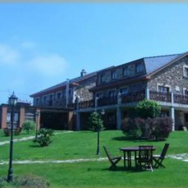 Lugar do Sixto, hotel in Cordido