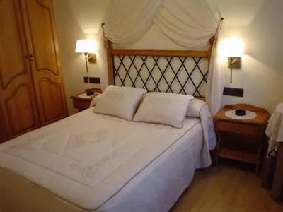 Hostal Restaurante Arangoiti, hotel Yesában