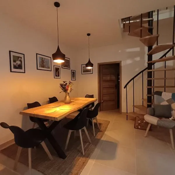 Chalúpka pod Hradom Lednica, ξενοδοχείο 