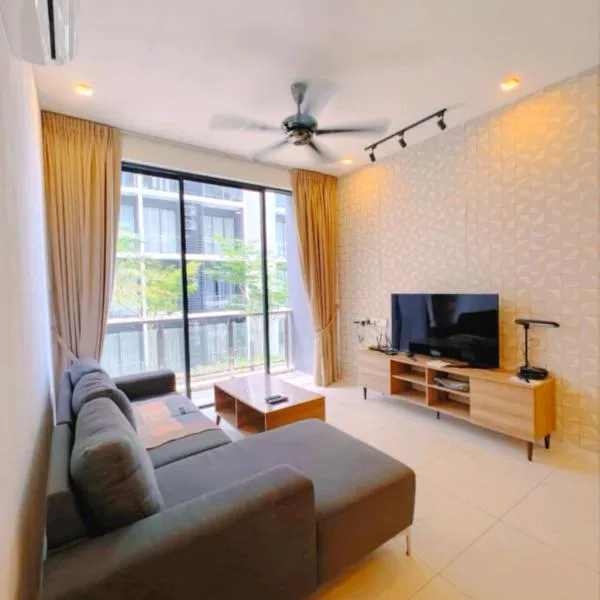 Chic & Cozy homestay at Galacity Kuching, hotel in Kuching