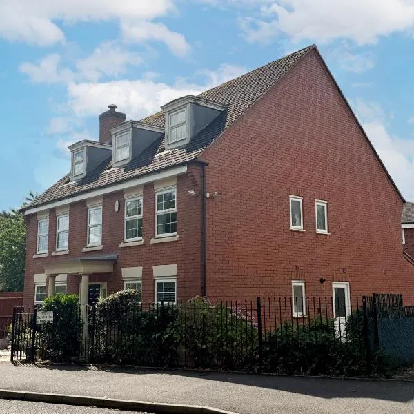Cherry Tree Family Home, hotel in Telford