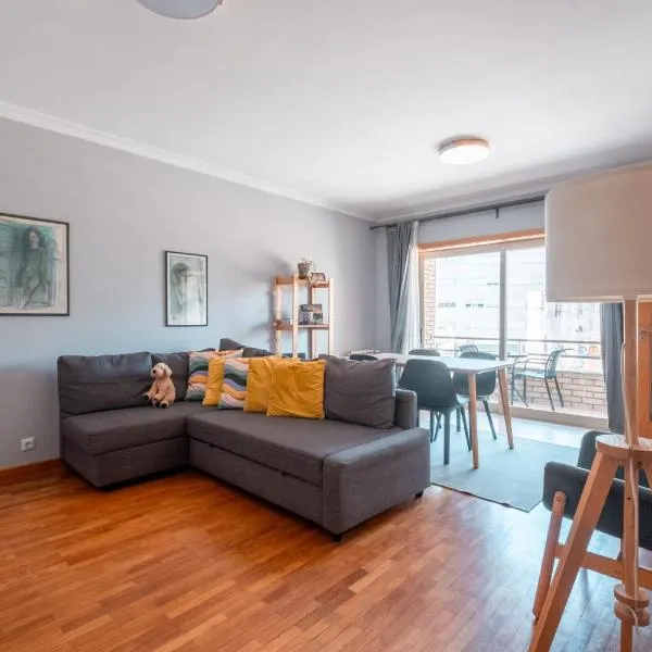 OceanSide Matosinhos - EcoHost, hotel in Matosinhos