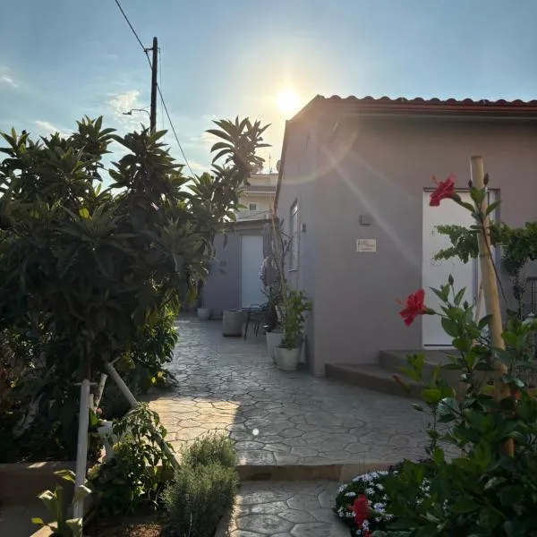 DM Studios Near Athens Airport, hotel v destinaci Artemida