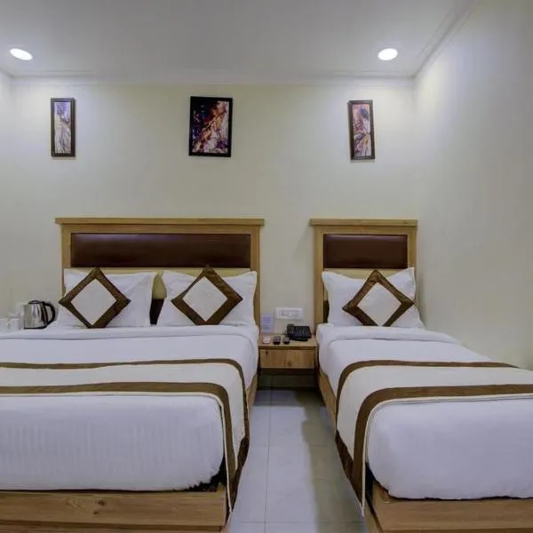 AB Sarthak Hotel- Near New Delhi Raliway Station Connaught place and VFS, hotell i New Delhi
