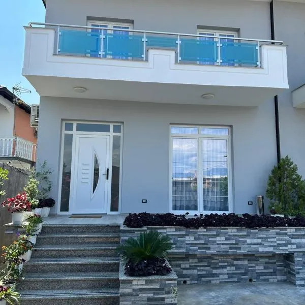 Joni`s Guesthouse, hotel in Shkodër
