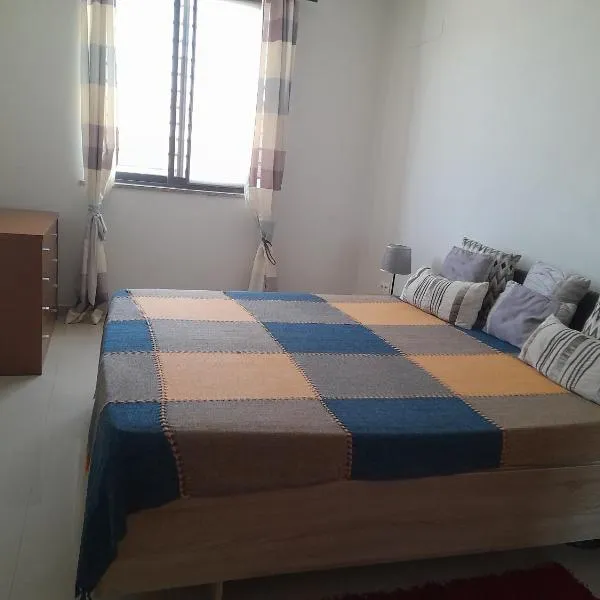 Conforto, hotel in Praia