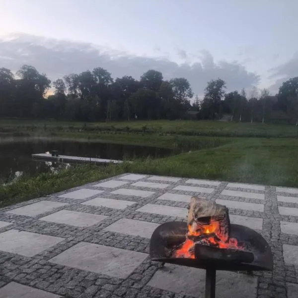Apartament mazurski u Kazika nad jeziorem Druglin Rożyńsk koło Ełku, hotel in Rożyńsk