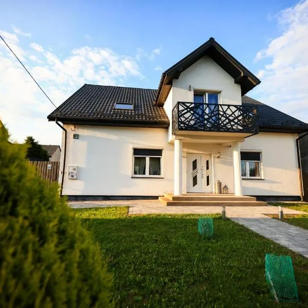 Świętokrzyski klimacik, hotel in Bodzentyn