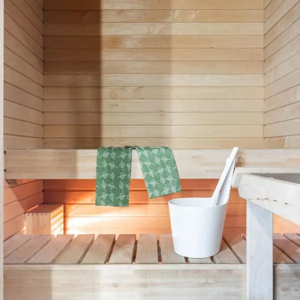 Modern 1BR Home with Sauna & Balcony, ξενοδοχείο σε Lahti