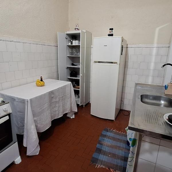 Casa com amplo quintal, a paz ao lado do Centro - Foto 3