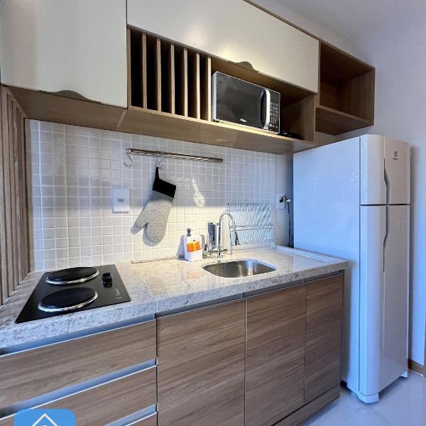 Estadia Incrível: Apartamento Decorado e Completo - Foto 5