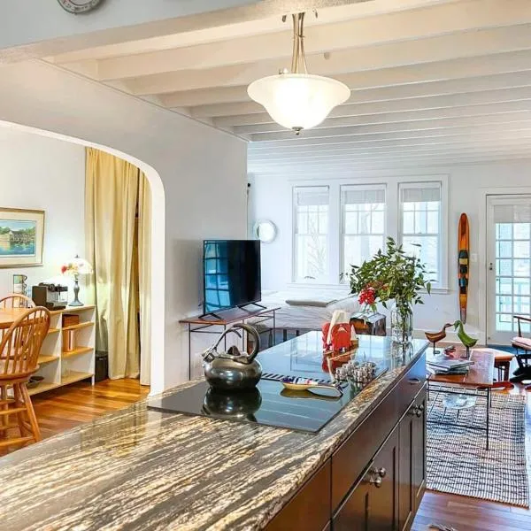 Weems Creek Cottage, Annapolis Waterfront, hotel in Annapolis