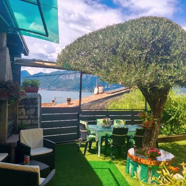 Appartamento con vista Lago Casa Gaspar, hotel in Brenzone sul Garda