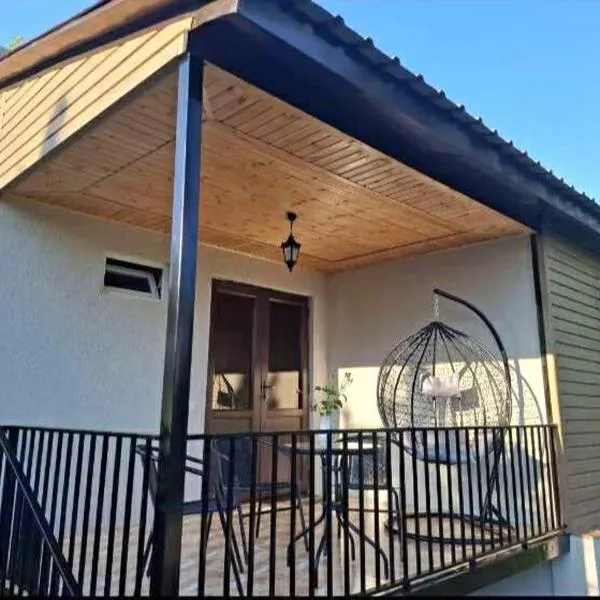 Villa Lematue、Jvariのホテル