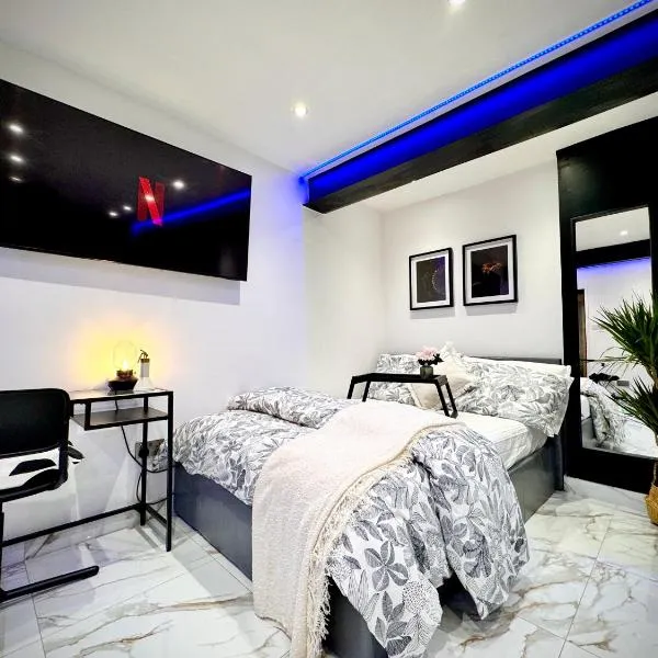 Gorgeous Holiday Home 5 minutes from Central London, hotel em Londres