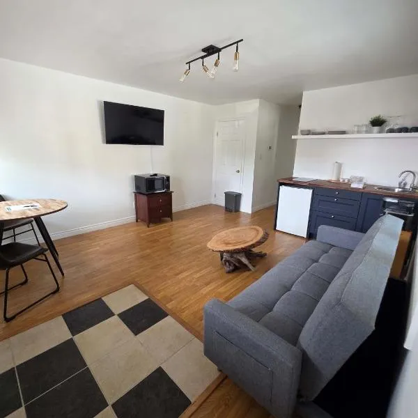 Hunts Point Beachside Suite #13, hotel en Summerville Centre