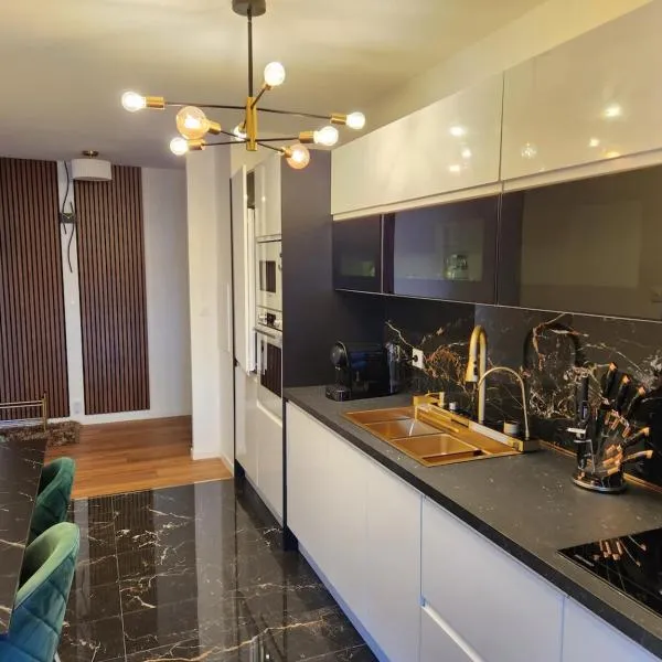 Appartement Basilique 4 chambres tout confort Saint Denis、サン・ドニのホテル