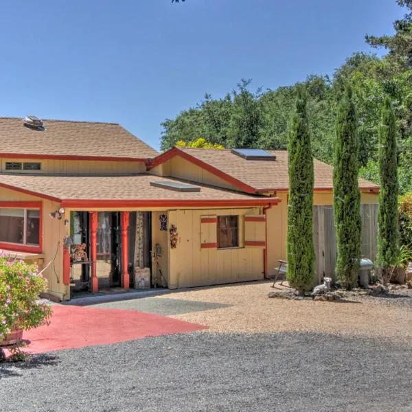 Converted Barn in Sebastopol with Private Patio!, hotel in Sebastopol