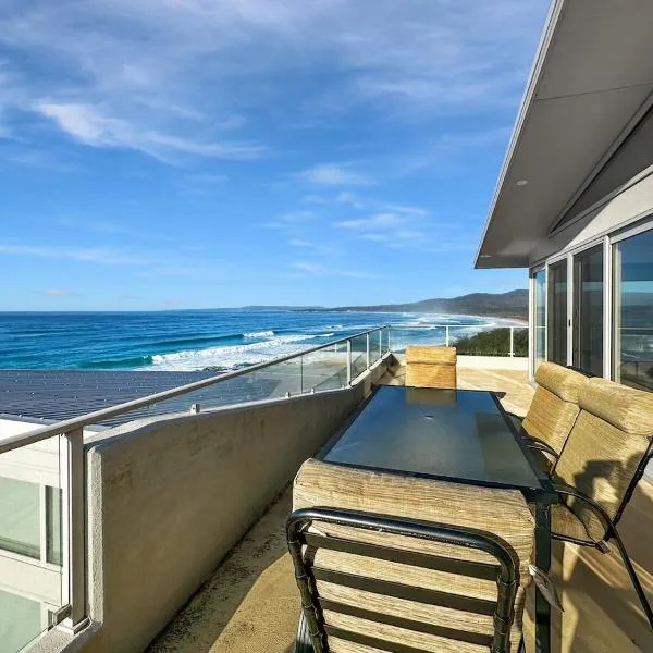 Eleven62 Bay Of Fires Beach House, hotell i Binalong Bay