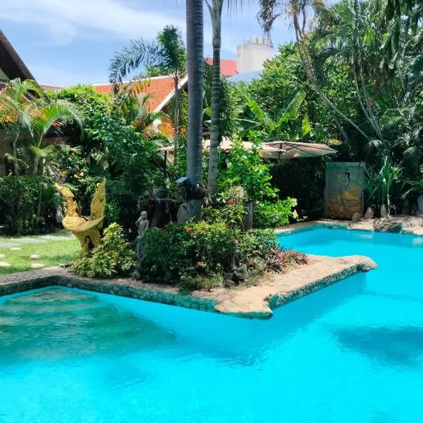 LePrive Resort, hotel in Pattaya South