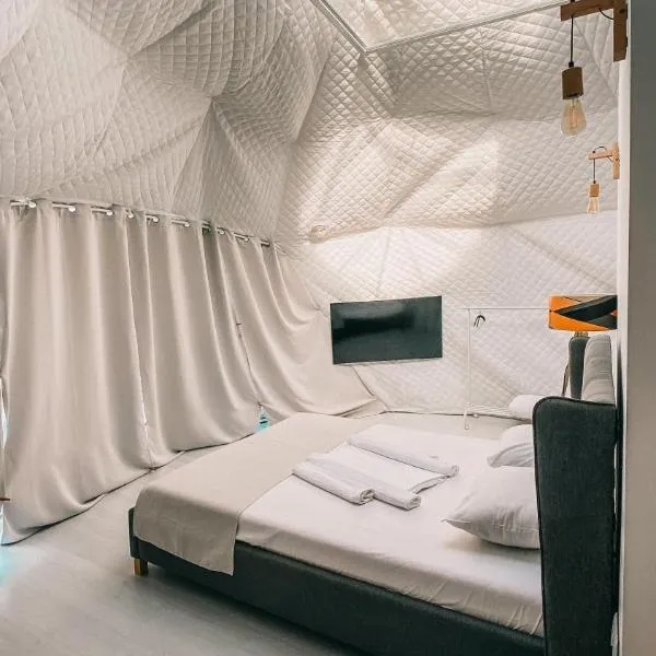 Seagloo Glamping - Adults Only, ξενοδοχείο σε Costinesti