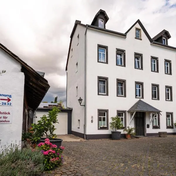 Gästehaus Frevel, hotel in Münstermaifeld