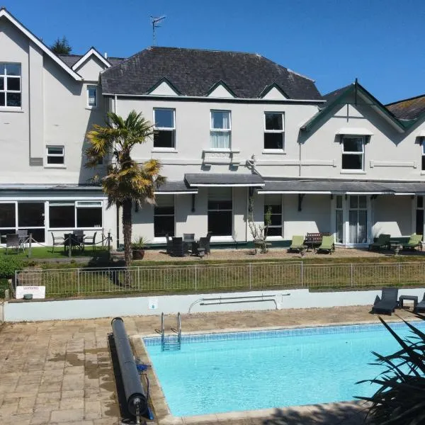 Fernhill Hotel, hotel di Lyme Regis