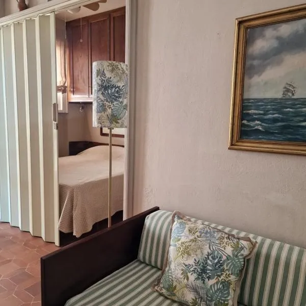 Appartamentino con balcone a Porto Ercole, hotel in Porto Ercole