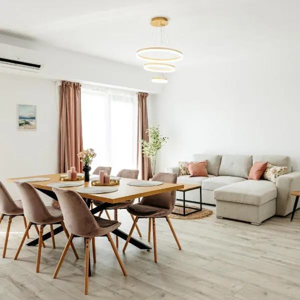 Premium Tulip Apartments, hotel in Tunari