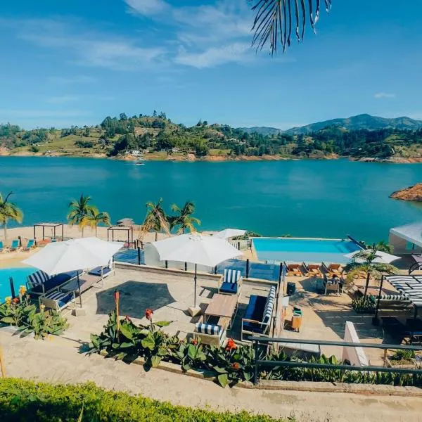 Viajero Guatapé Hostel & Lake Club, hotel in Guatapé