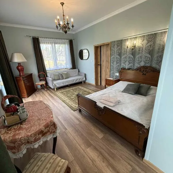 Noclegi u Ewy, hotel in Witów