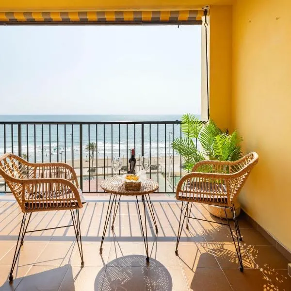 Travel Habitat Port Saplaya con vistas al Mar, מלון בפורט ספלאיה